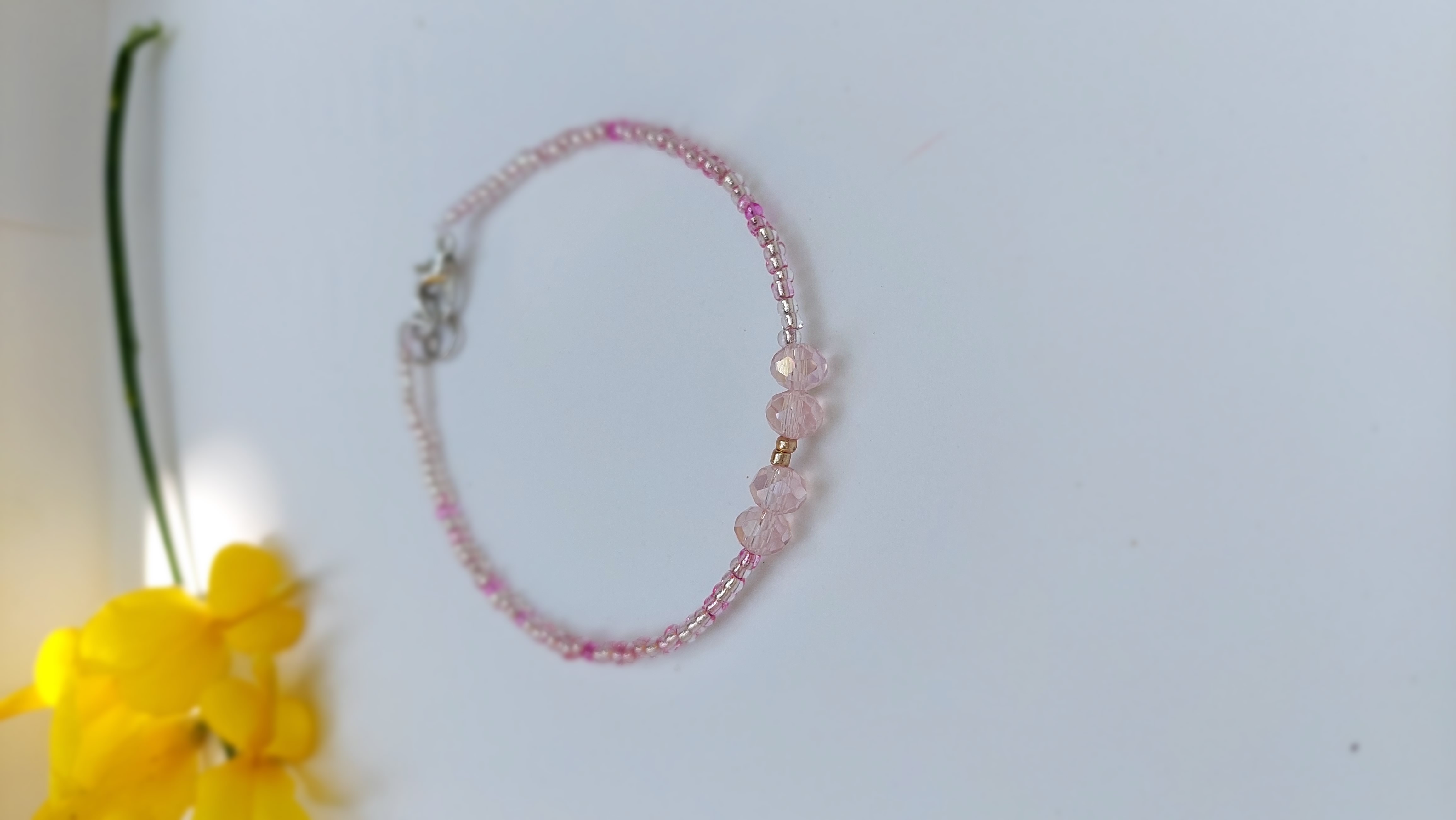 دستبندهای صورتی